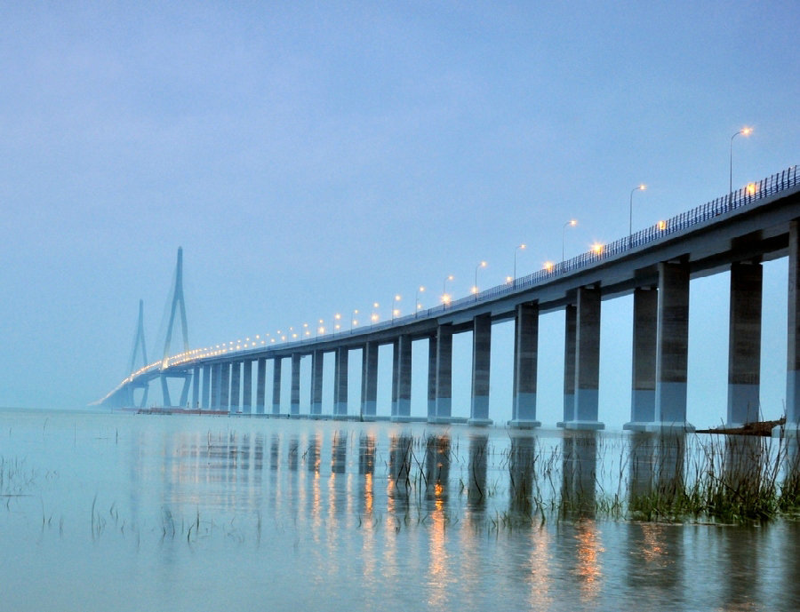 宁波象山港公路大桥桥墩、预制梁采用硅烷浸渍